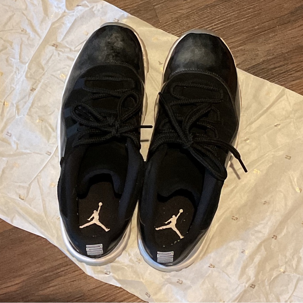 Nike Jordan 11 Retro Low Barons